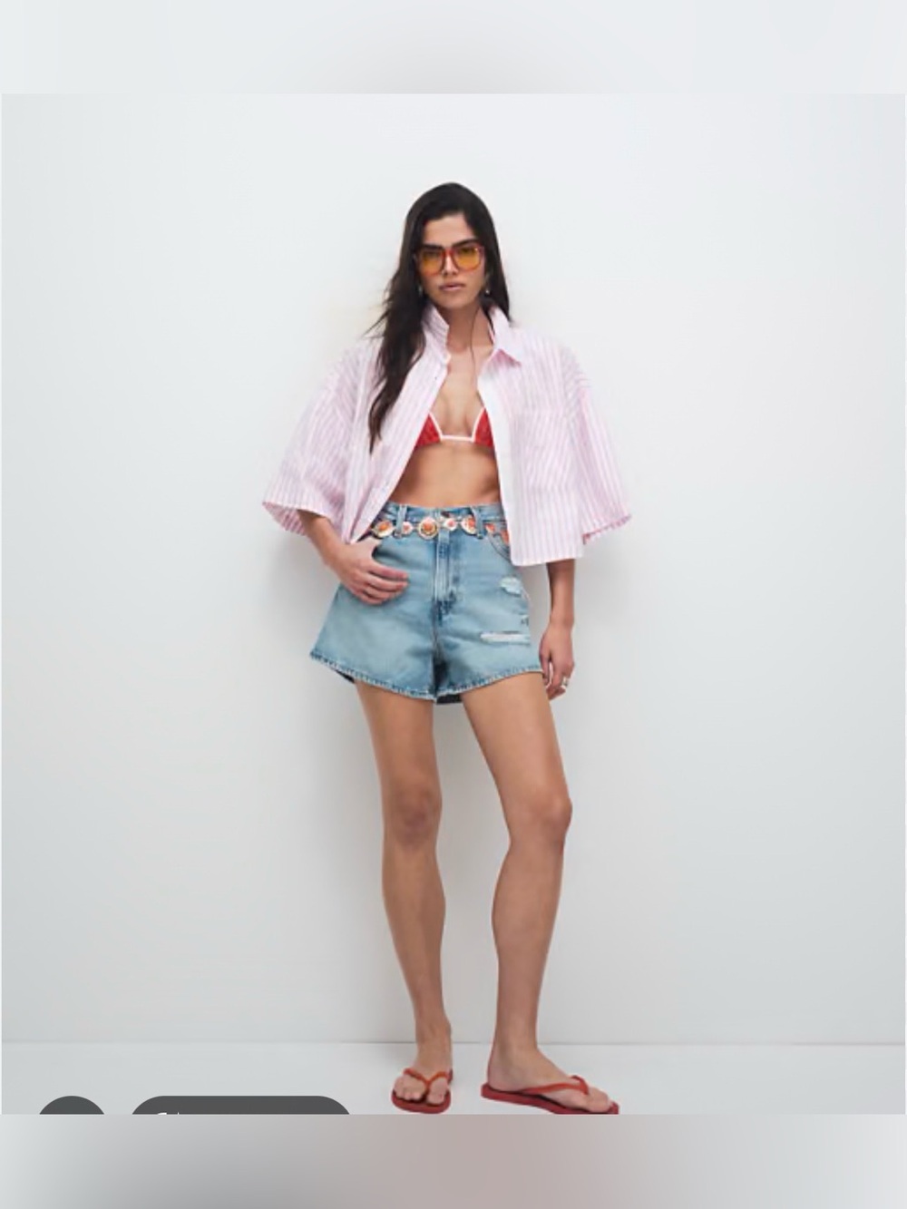 Levi's High-Waisted Mom Shorts Distressed Denim